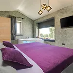 Lavanda Villa