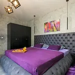 فيلة Lavanda *