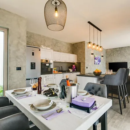 Lavanda * Nova Vas (Porec)