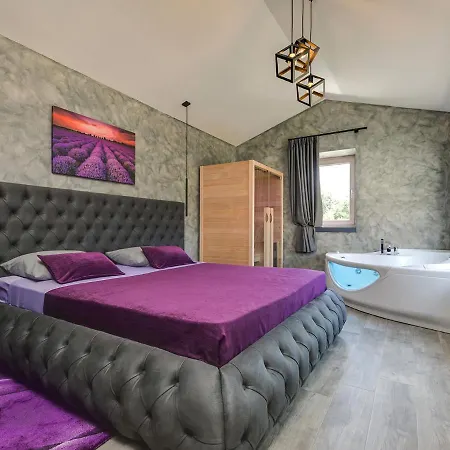 Lavanda Villa